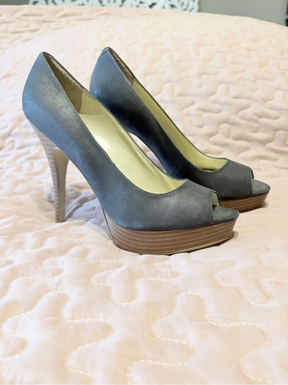 Enzo Angiolini Slate Gray Peep-Toe Platform Pumps
